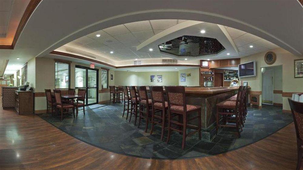 Holiday Inn Express Hotels & Suites Burlington By Ihg Εξωτερικό φωτογραφία
